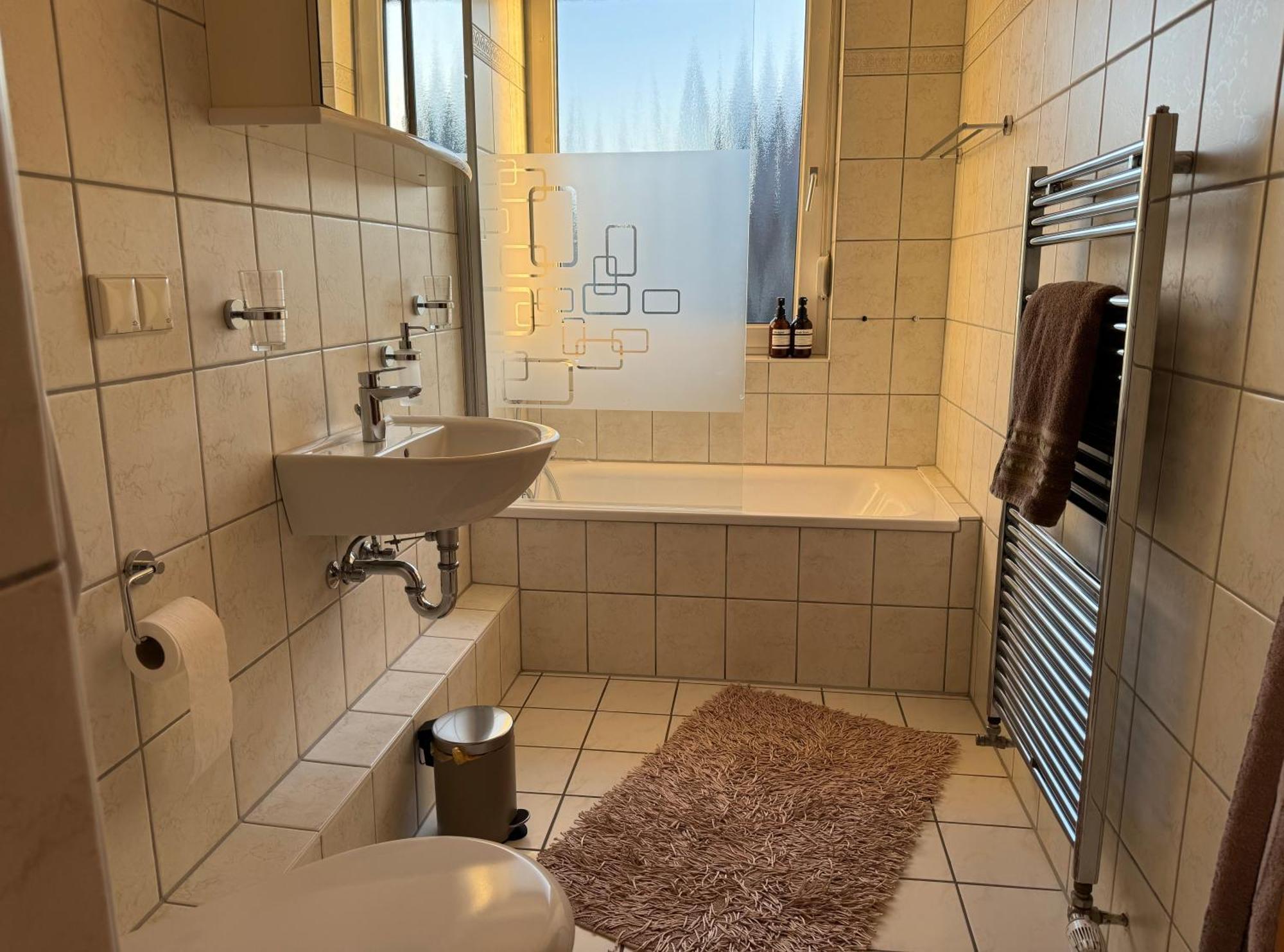 Ruhrpott Residenz - 3 Zimmer Suite - 70Qm Mit Balkon Oberhausen  Exteriér fotografie