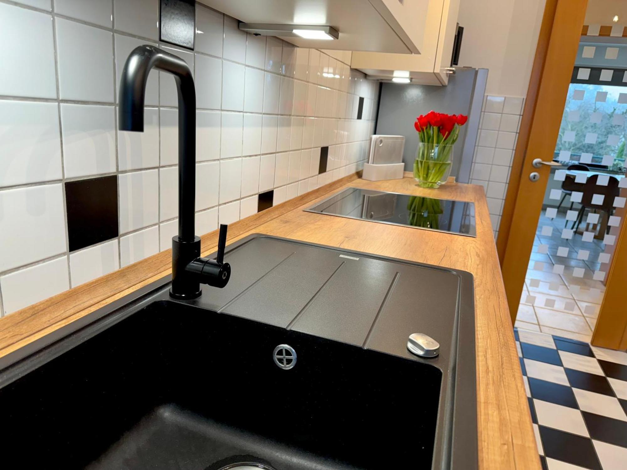 Ruhrpott Residenz - 3 Zimmer Suite - 70Qm Mit Balkon Oberhausen  Exteriér fotografie