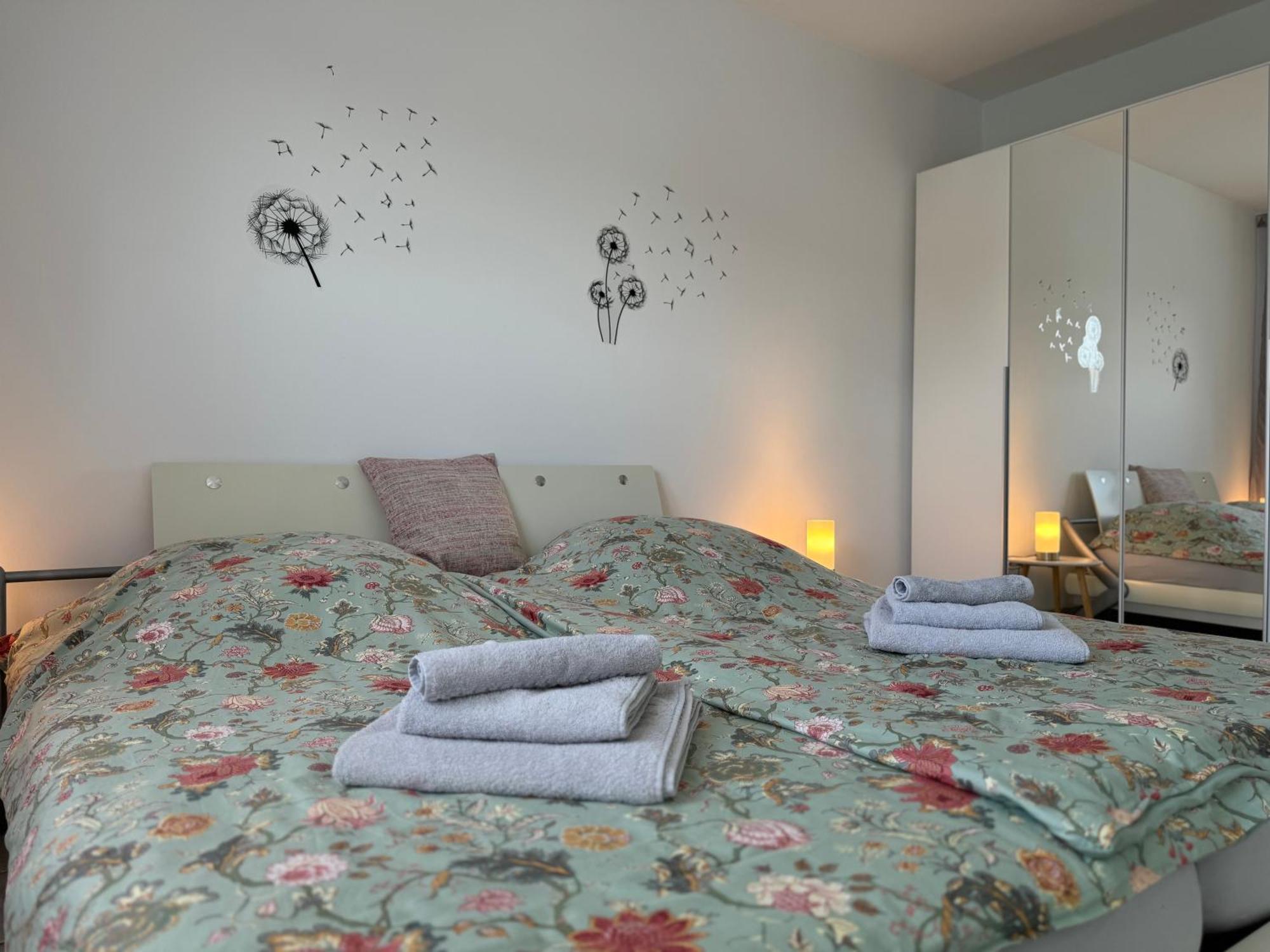 Ruhrpott Residenz - 3 Zimmer Suite - 70Qm Mit Balkon Oberhausen  Exteriér fotografie